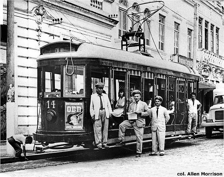 Tramway, vehicules-garages